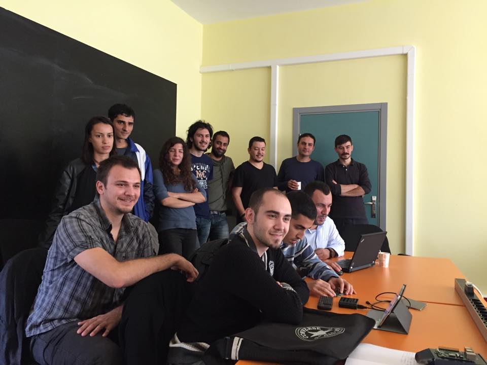 SammTeknoloji's tweet photo. 24 Ekim İzmir Raspberry Pi Atölyesi at
@izmirhs https://t.co/TtxRTucXzj