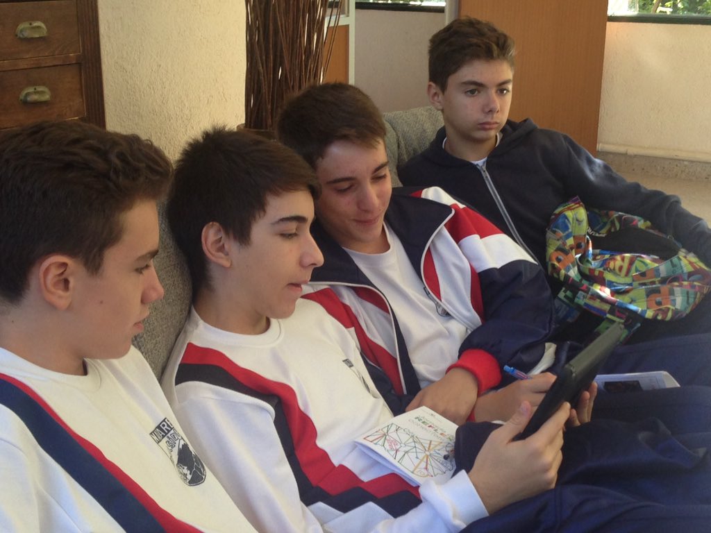 _mdangels's tweet photo. Jornada de Reflexió amb 3r d'ESO #connectem #déu #jo #elsaltres #món https://t.co/a2VCJgIaJZ