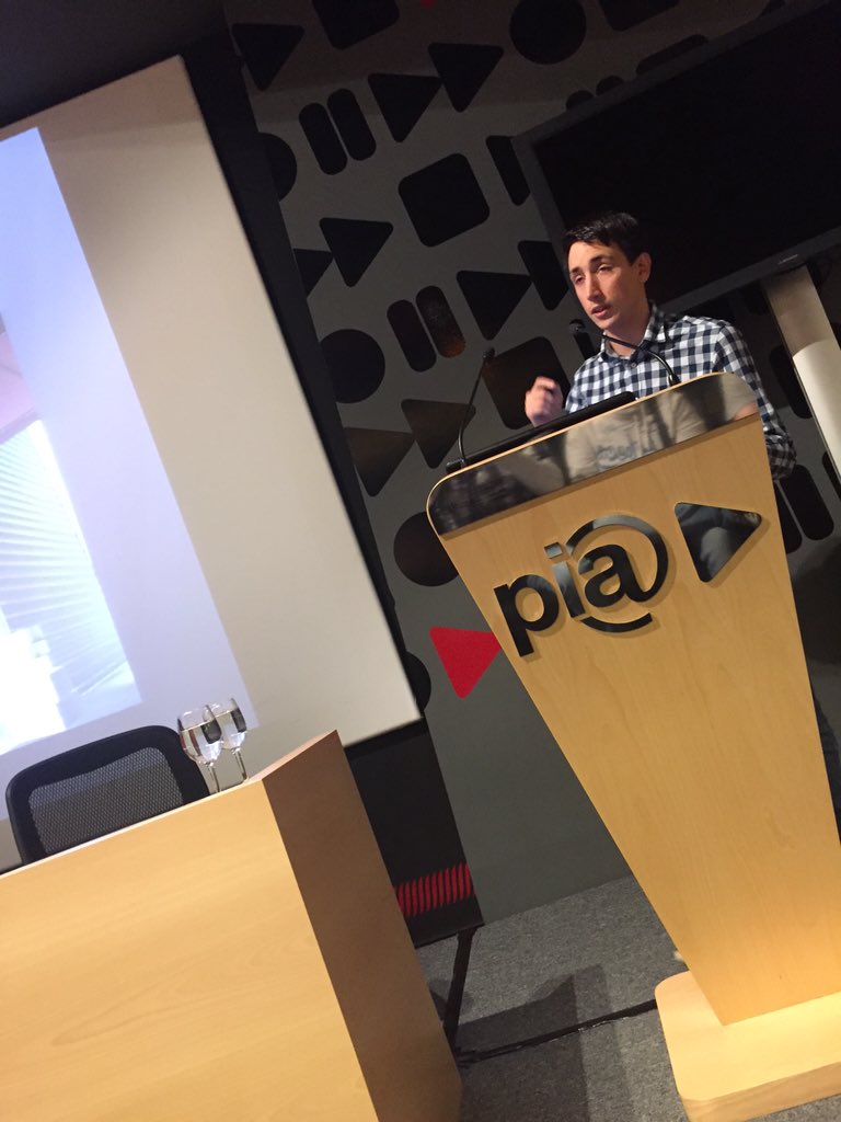 Jon_Cortazar's tweet photo. Turno de VR aplicado a simulaciones con @kyotchi, presentando LUDUS de @PulsarConcept Vj @FomentoSS https://t.co/BGva5phwkh