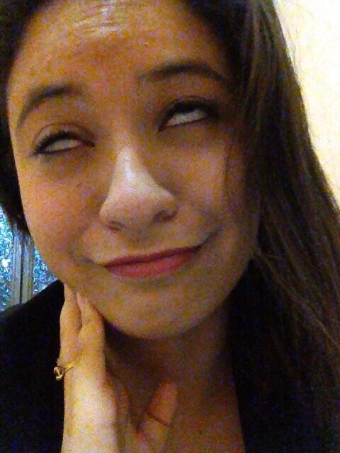 _jessalvess's tweet photo. Bom diaaaaaa! Feliz aniversรกrio, de novo, amiga @maarincs ๐๐๐ (sou legal, postei a menos ruim) #mari18 https://t.co/1Jm2sbbskj