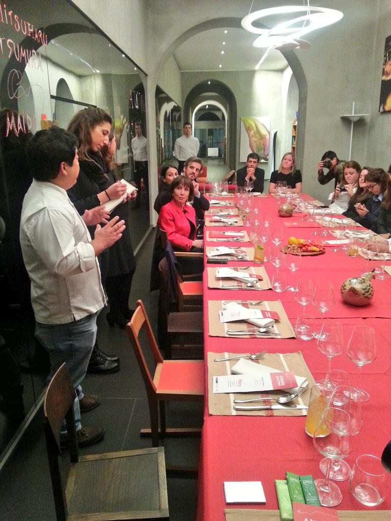 OttoChocolates's tweet photo. A cena con il #Perù #MitsuharuTsumura #ottochocolates Un universo di piaceri! #peruamilano #perufeedsyoursoul https://t.co/BMZNCuZZog