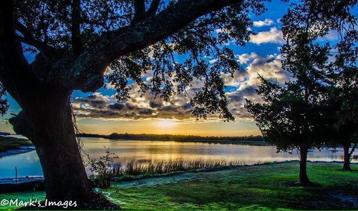 mdhimages's tweet photo. #GoodMorning #HappyHumpDay #SunsetBeachNC #WECTwx @medwick @PatrickEllisWx @WeatherLauren @WECTWeather https://t.co/FzX2WtqHKK