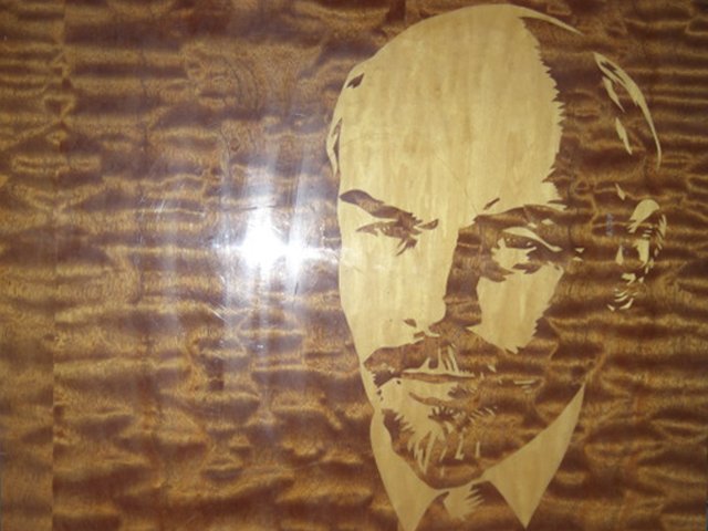 DP_imagery's tweet photo. @VIadimirLenin #lenin cheers Leonas https://t.co/OfUHA6wBm3