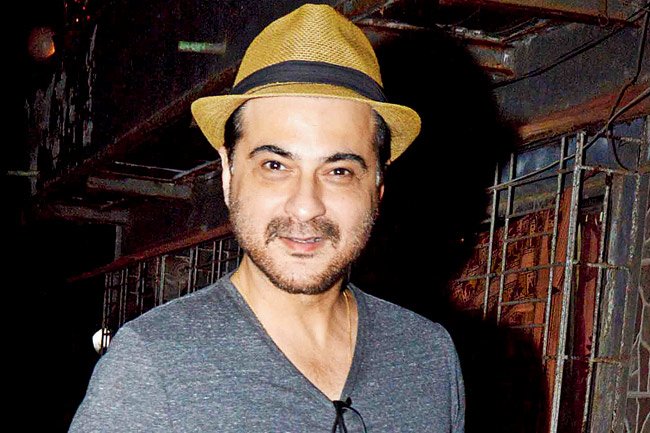 ZoomTV's tweet photo. Sanjay Kapoor says one day Anil and he will face the camera together https://t.co/MR3iwefDpV