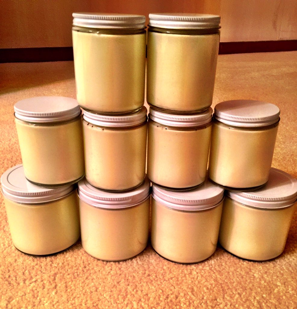 EphraimSalon's tweet photo. Just finished creating my #customconditioner #entrepreneur #healthyhair #businessbuilding #hairgrowth #hairproducts https://t.co/bfKCJfA6ff