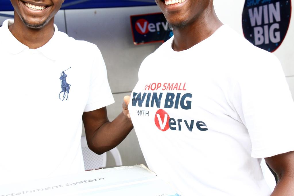 bhmng's tweet photo. Dozens of people are smiling like this as they #ShopSmallWinBig with @VerveCard https://t.co/hXl5mbhB5j