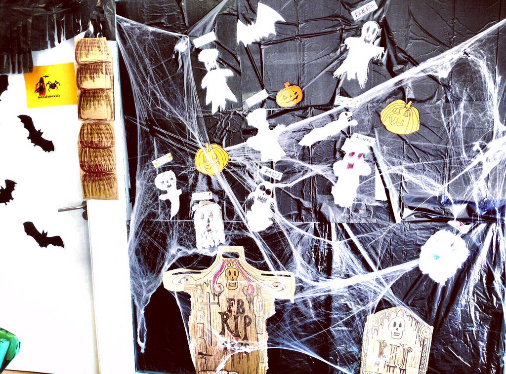 CoolSchoolES's tweet photo. 👻🎃🎉Happy Halloween! Are you ready for the party! #albanypozuelo #pozuelo #ingles #academia #haloween #happyhalloween https://t.co/CFUFGB2siy
