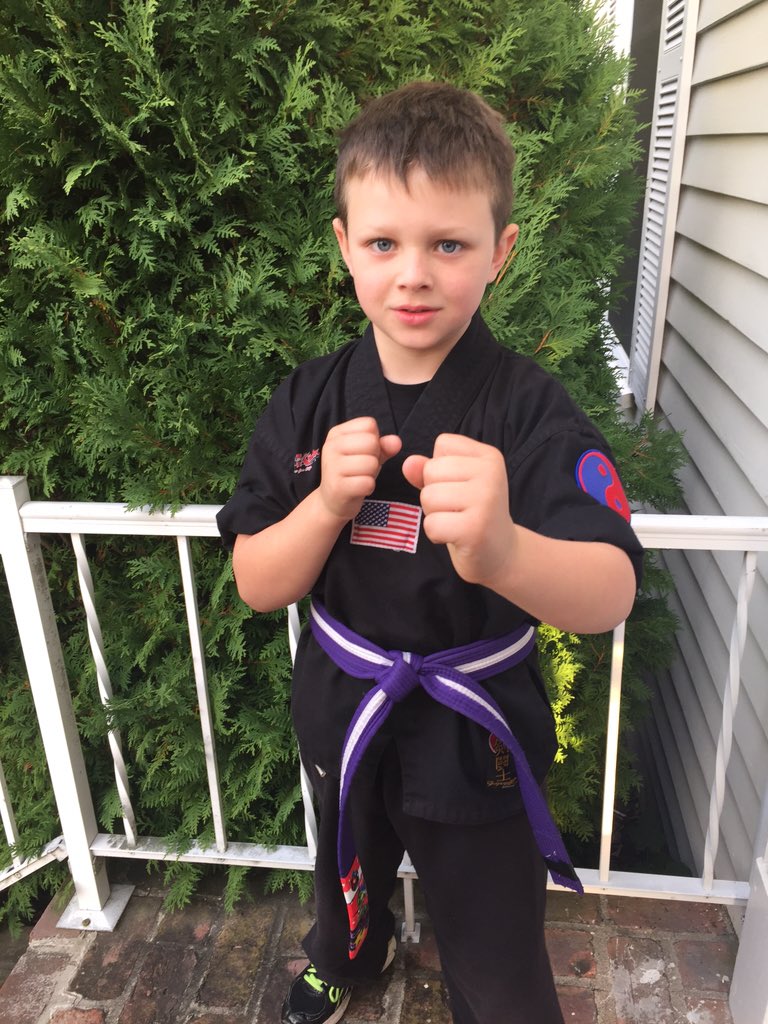 QuinnKristin's tweet photo. Career Day @HathawaySchool #karatekid #futuresensei #amerikick #rhodeisland https://t.co/JdjG0fZ2lR
