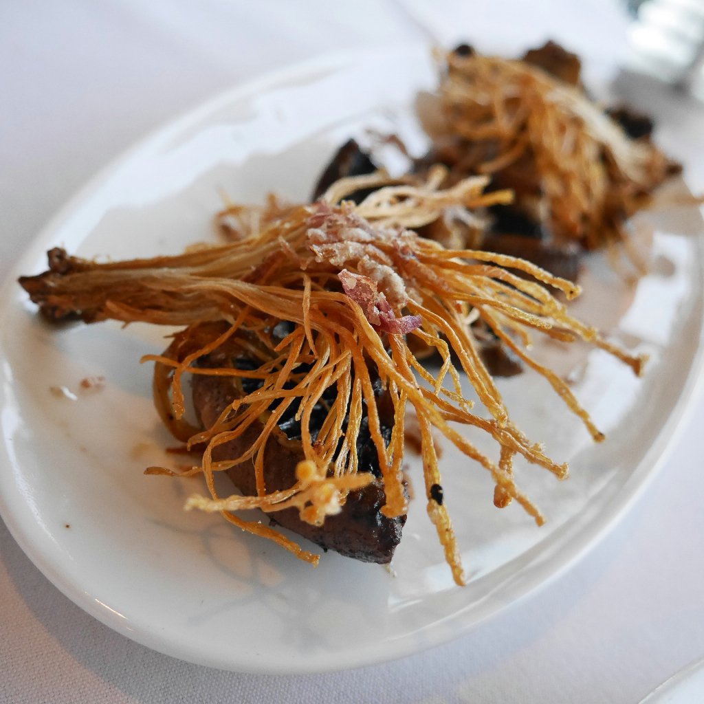 McFuzzleManchen's tweet photo. #Dinner tonight at @redochregrillsa #FestivalOfFood #SAFood #NativeHerbs #Australia #FoodPorn https://t.co/sONnBdkAIZ
