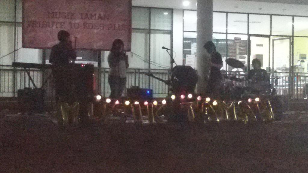 SATU BAND On The Stage