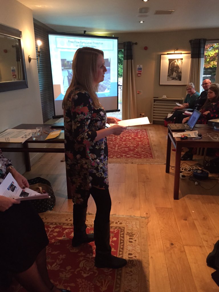 EYArgyllBute's tweet image. Colgrain sharing their work on transition from pre5 to primary in a larger school #abelcc15 #TalkELCC