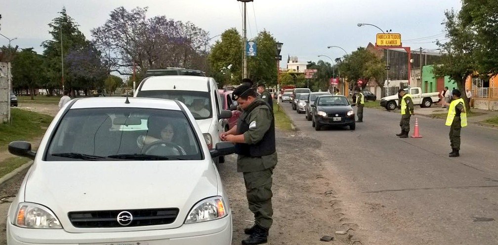 En el marco del Operativo de Seguridad dispuesto por el @MinSegArgentina en nuestra ciudad #VillaGdorGalvez #VGG