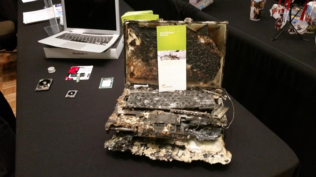 rickirascal's tweet photo. When it looks impossible but it's possible #datarecovery #surpriseitsstaples #Staplesservices @StaplesLearning https://t.co/TXhgGwOZMu