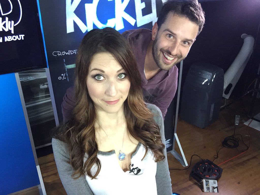 kickedtv's tweet photo. Wednesday = KickedDay! Best #tablet holder, comfy #headphones and more great #crowdfunding ! https://t.co/ucnr9tPwHl https://t.co/MjwO7PI936