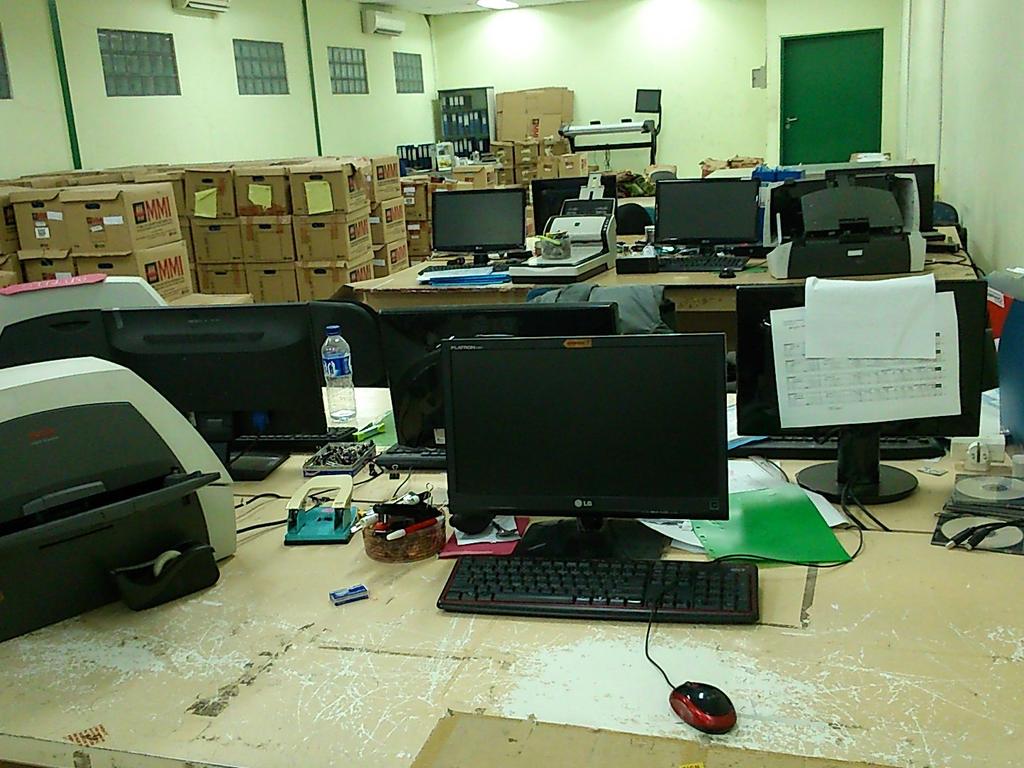 reyplester tweet picture