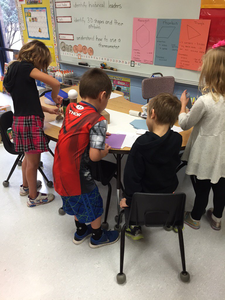 BarbThompson17's tweet photo. First grade ELM-Making zoos out of 3-D shapes #feslearns https://t.co/FXUVKNNPM3