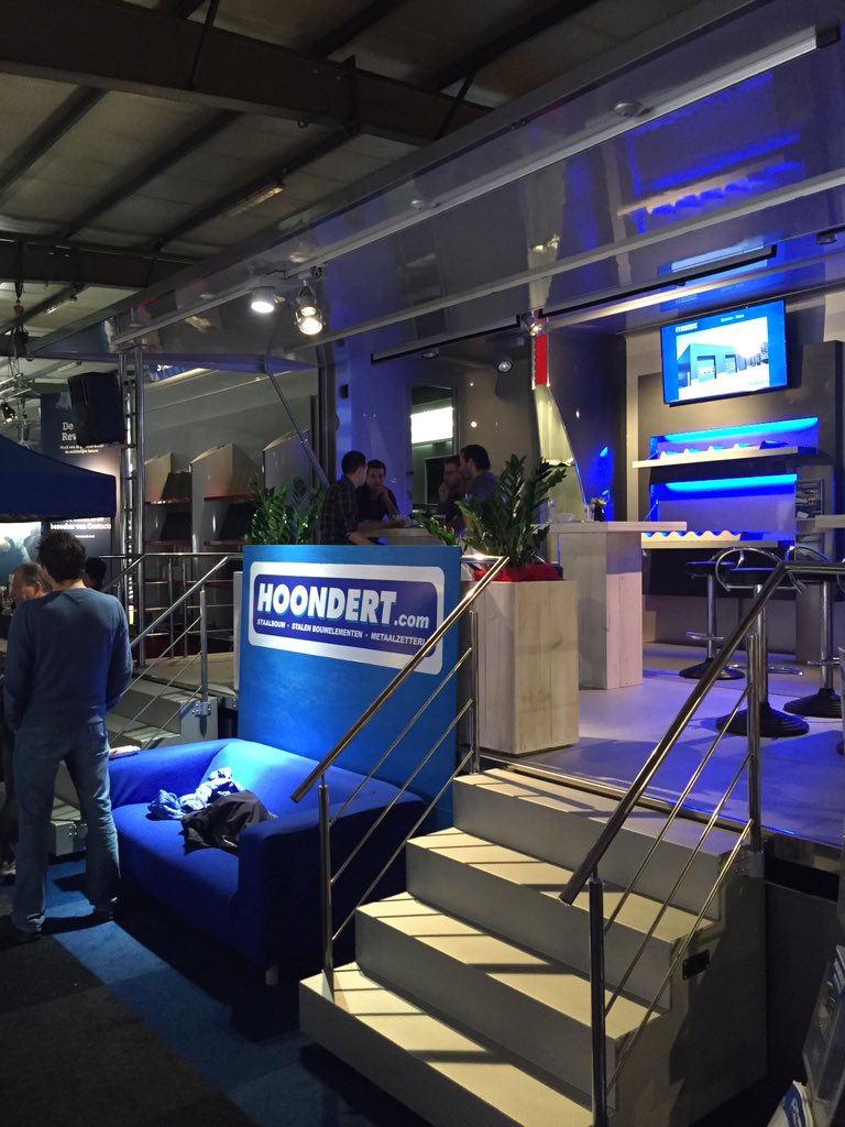 Promotrail's tweet image. Vandaag de 2de dag op de contacta 2015 voor Hoondert staalbouw.