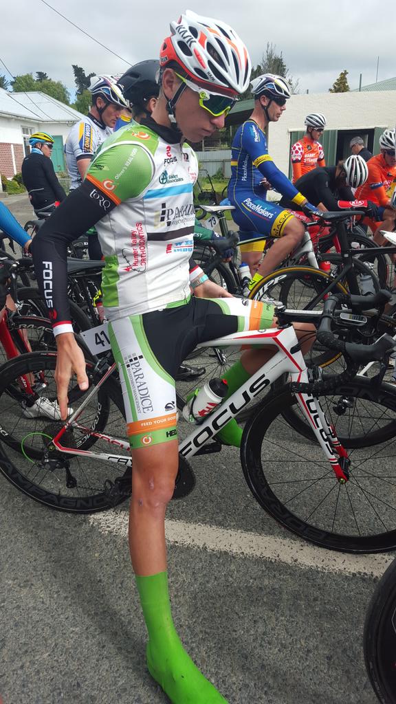 ccache_bodywrap's tweet photo. #SBSToS2015 @Razza_nz thinking hard about his day on stage 4 https://t.co/gfcc7hTrur