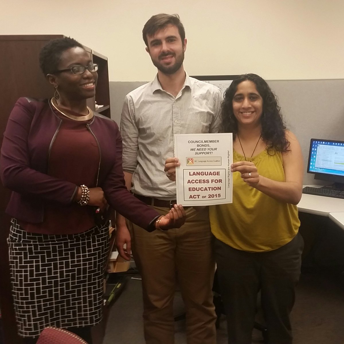 mlovdc's tweet photo. with @Language_Access Coalition advocates at City Council asking @AnitaBondsDC to be a CHAMPION on #languageacccess https://t.co/DdLf96l4qM