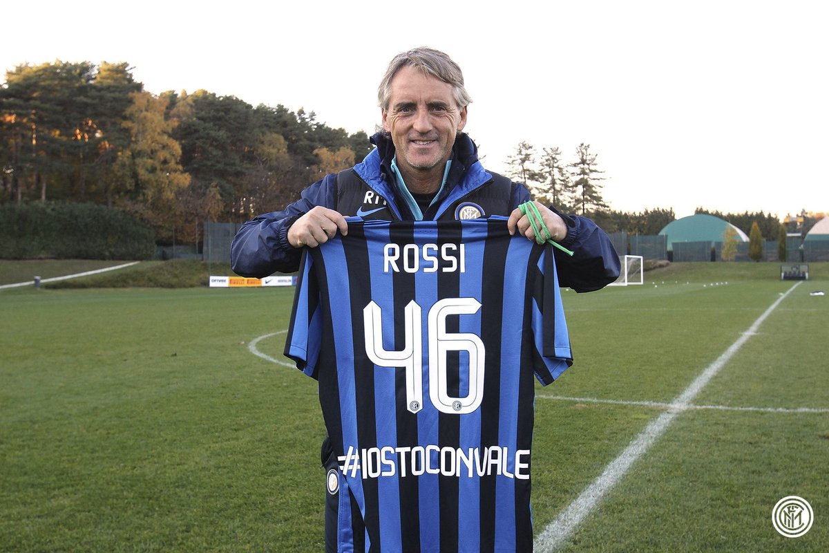 Inter's tweet photo. Vale, anche noi siamo con te! #iostoconvale @ValeYellow46 #ForzaInter #FCIM https://t.co/o9UqzPHZmF