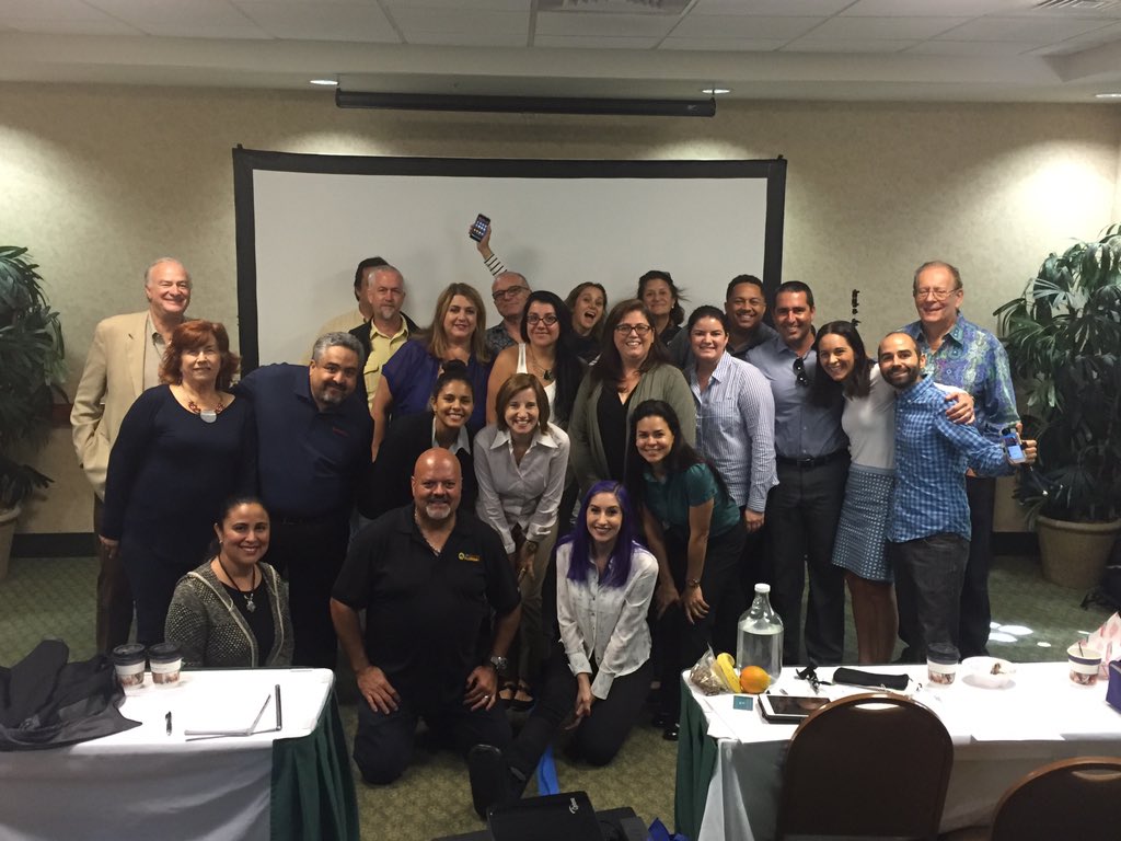 WeAreFPA's tweet photo. The ultimate selfie - Twitter & Periscope Workshop attendees! #isflsa https://t.co/gNOPLkSATA