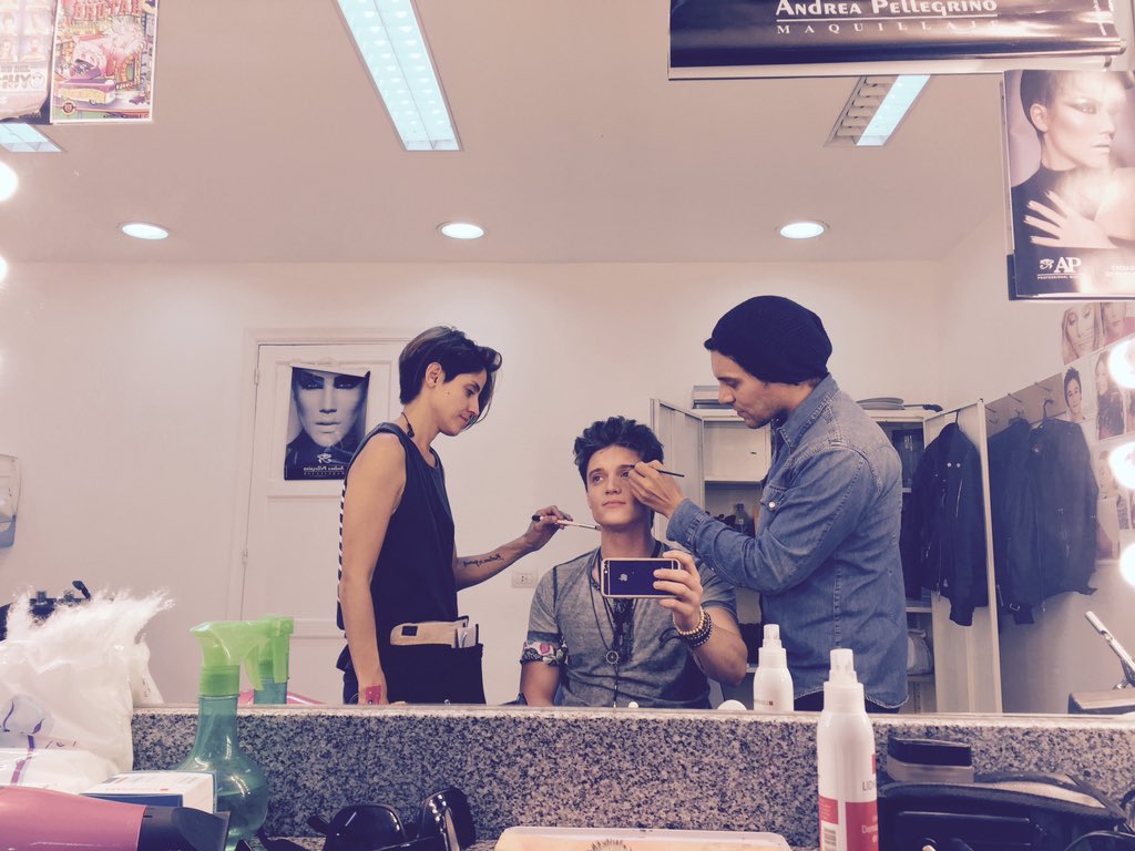 Por grabar #SoyLuna Genios <a href="/alevieytes/">Alejandro Vieytes</a> <a href="/ESonzogniMakeUp/">Emi Sonzogni Make Up</a> <a href="/nahuelalandc/">alan couto</a> #Polka #disney