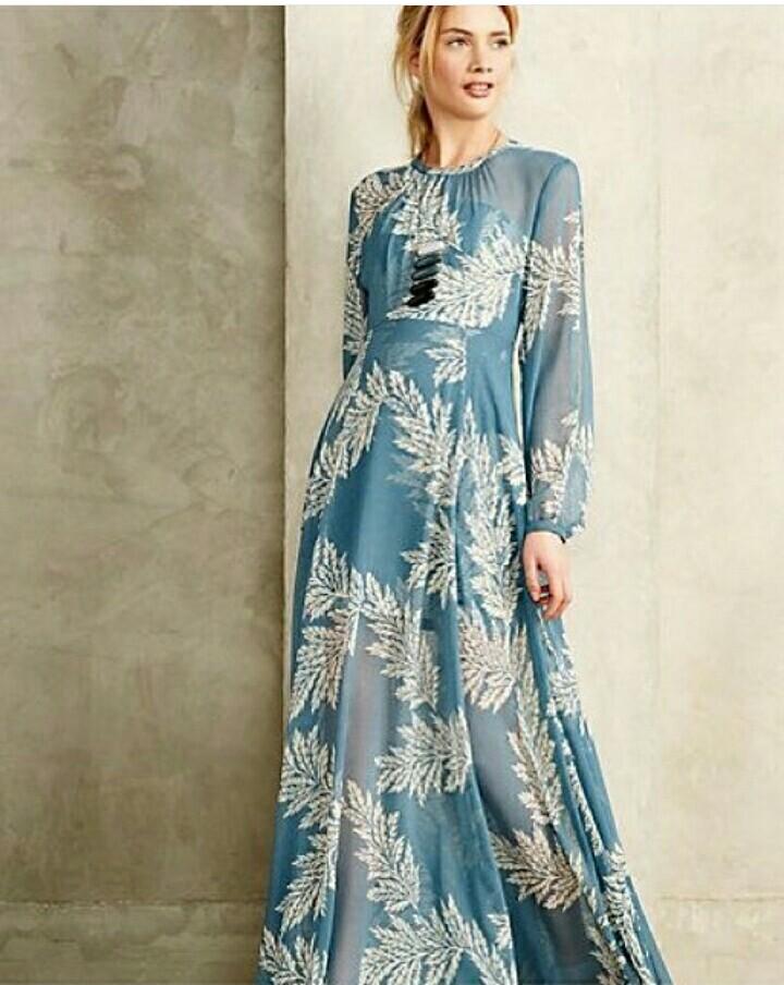 RubMagazine's tweet photo. @vilnamoreira #FashionRM #StyleRM #TuRevistaInteracriva https://t.co/63WwwOuugb