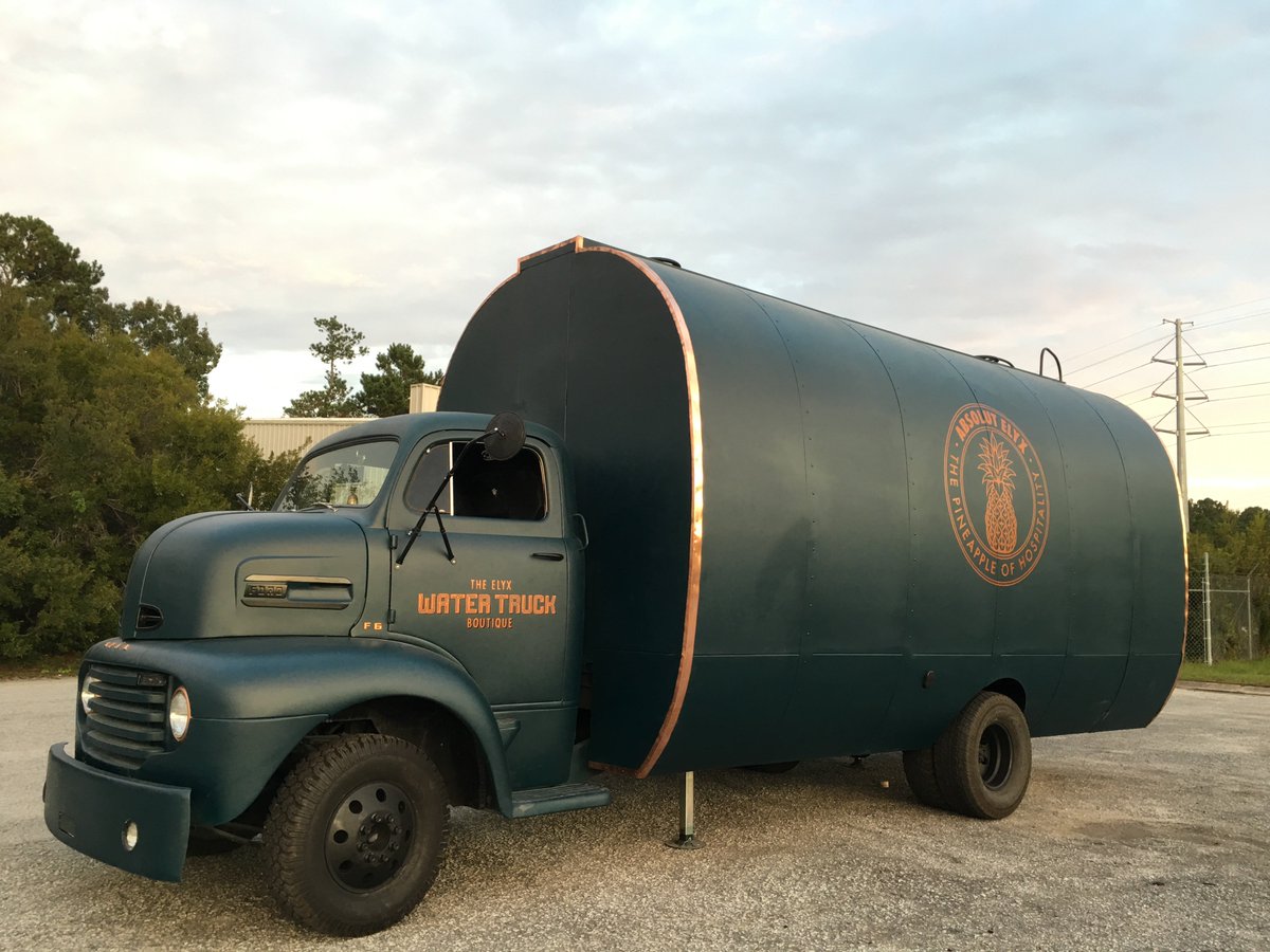 GorillaWelding's tweet photo. Check out our latest build for #Absolut! A mobile #boutique #bar on wheels driving from NY to LA. #design #fabricate https://t.co/dA0nXNqBNQ
