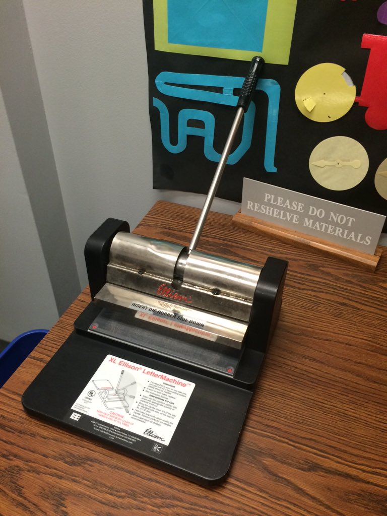 meganredm0n's tweet image. #ekulibraries #libraryswag part dos 📚🔎