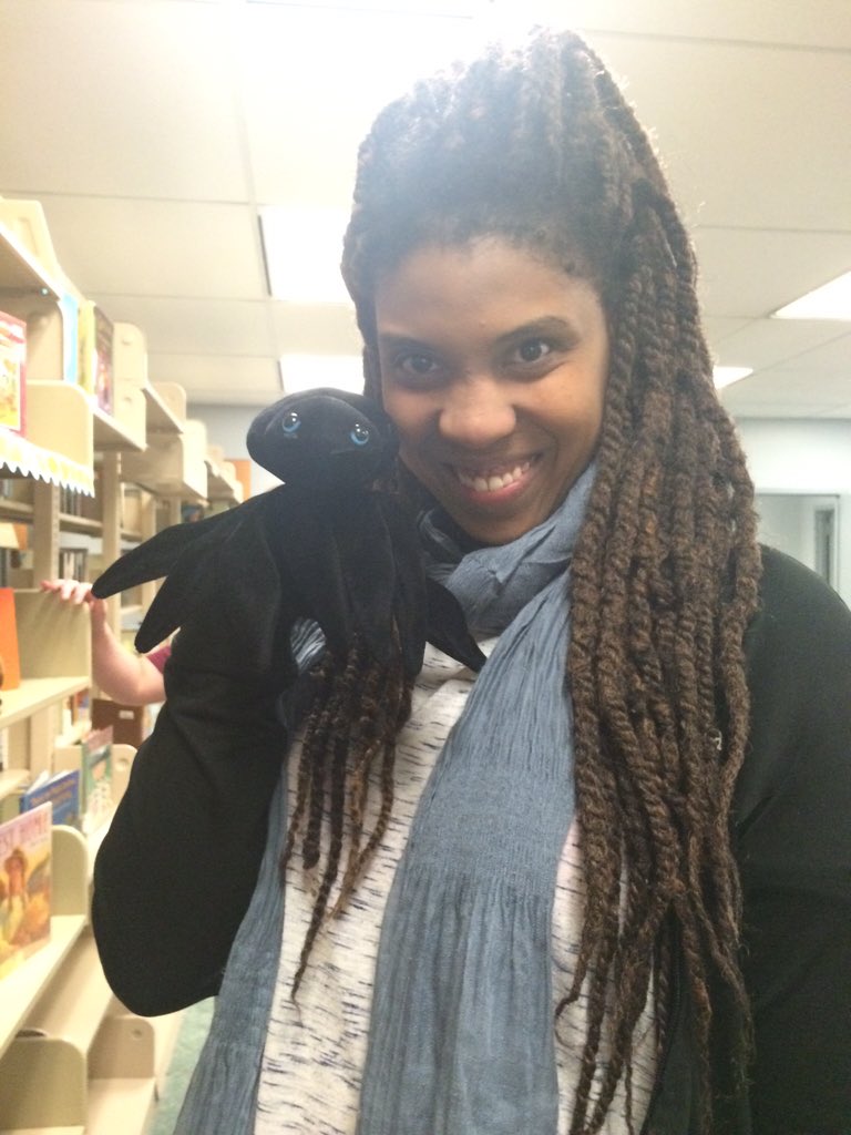 meganredm0n's tweet image. #ekulibraries #libraryswag part dos 📚🔎