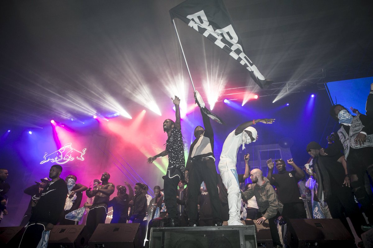 RedBullUK's tweet photo. What's all this talk about a Grime Squad at #CultureClash then? https://t.co/Htp4RufRAZ https://t.co/pTfp3OSfxx