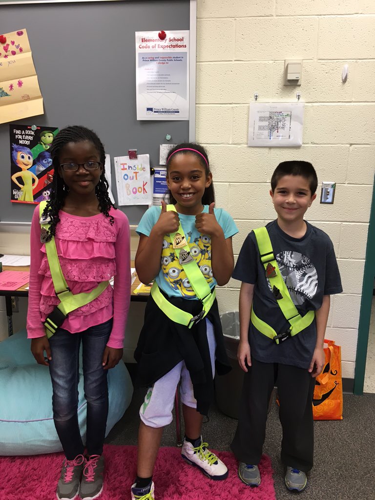 Mrs_Herwig's tweet photo. Celebrating our October Patrol of the month, Captain, and Lieutenant  #mwcubs https://t.co/AsSEvqSx1E
