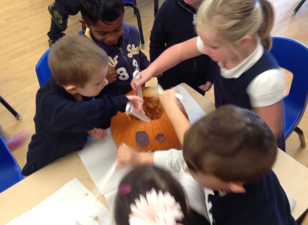 What's inside a pumpkin? 'We found 'goo' & seeds'. #scienceexploration