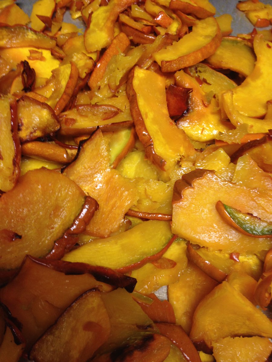 Honey Roasted Pumpkin on the #BVSD menu today, straight from <a href="/IsabelleFarm/">Isabelle Farm</a>.  Enjoy this healthy seasonal side dish!