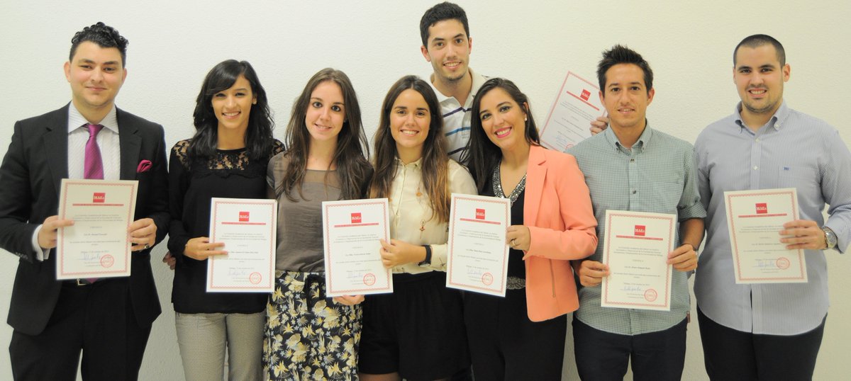 Nos despedimos de la primera promoción MAEs de Económicas
Preparados para el real world! 
@posgradouma <a href="/FCEEUMA/">Facultad Económicas</a> @