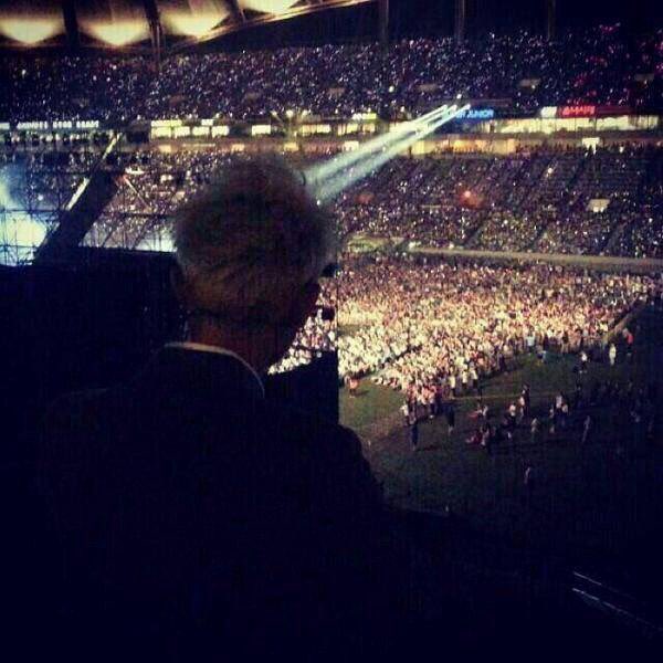 Anniie_761992's tweet photo. สำหรับใครบางคนคำว่า "ตลอดไป" อาจจะไม่มีจริง
แต่ HL จะรัก HZT ตลอดไป
#1105海浪生日快乐 
#AlwaysWithTAO #HappyHLDay https://t.co/KPII9DjJiS