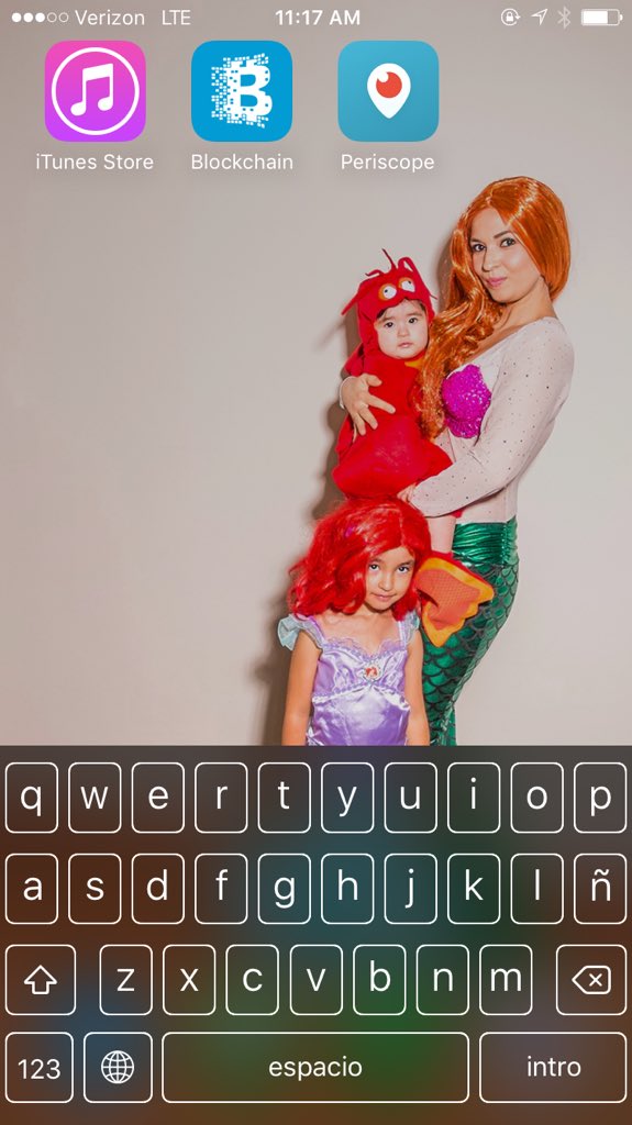 DeFiDaniel's tweet image. Found a glitch #iphone6 #ios91: try to respond to a Tweet from a locked phone. The finger sensor unlocks it, and: