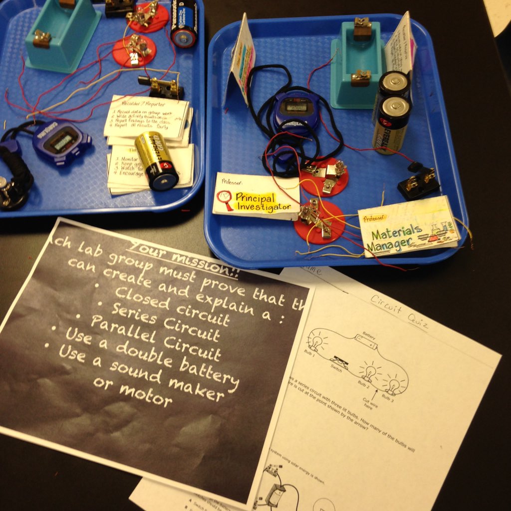 MrsNovakJones's tweet photo. Circuit Lab w/sound,light &amp; mechanical energy! Modeling for 5 th grade! @pmeseagles @DrHodgin #manorisd https://t.co/q2h05PBEpo