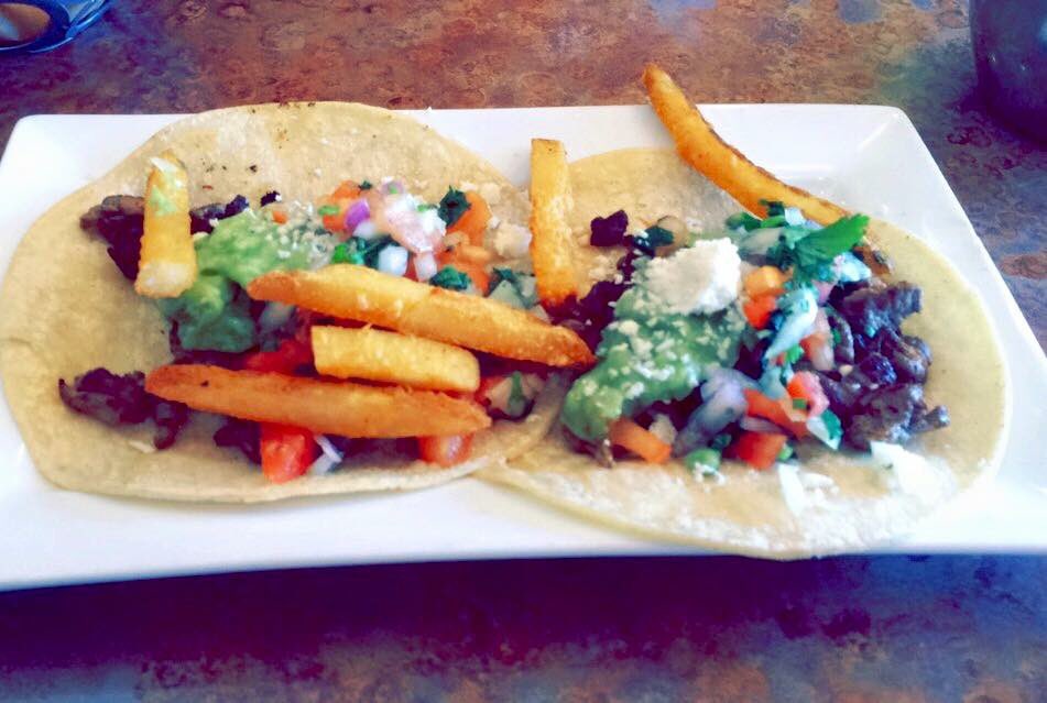 VCUeats's tweet photo. These tacos at Little Mexico were delicious, and only $5! All week long for Richmonds Taco and Nacho Week! https://t.co/nalnxSUDDS