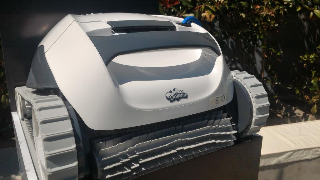 TrendHuntingBA's tweet photo. Hoy @Dolphin_AR dio a conocer nuevos modelos en #robótica para #limpiezadepiscinas #experienciadolphin https://t.co/Vx3Vv1xjKp
