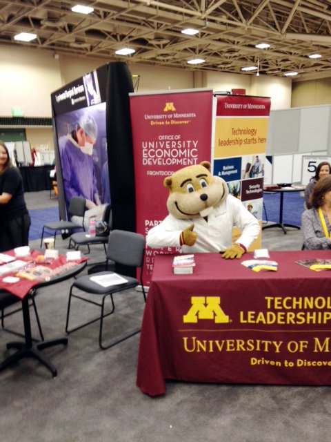 UMNresearch's tweet photo. .@GoldytheGopher stopped by #MNMedtechWeek to learn about bringing medical devices to market! @LifeSciAlley https://t.co/JuU0C5fFOf