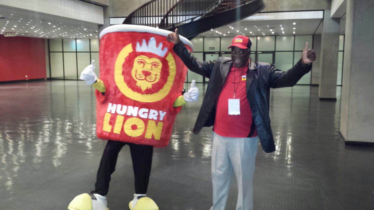 LuckyBucketSA's tweet photo. Celebrations are in order! David is a true legend! @hungrylion #LBWinner https://t.co/jy0lG9JMgO