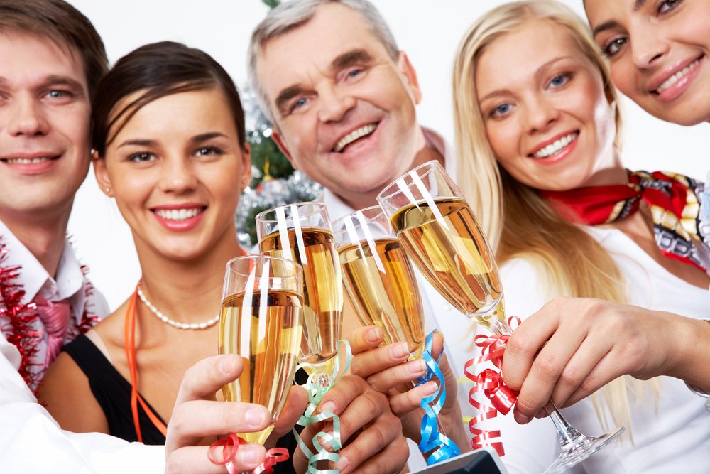 PartyPopInt's tweet image. The #holidaysarecoming and office #parties are among us! blogs.partypop.com/2015/11/corpor… #partypop #blog #eventplanning