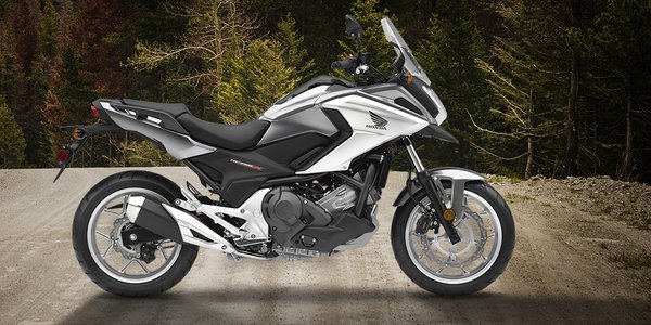 2016 NC750X with 6-speed gearbox or DCT for paddle-operated manual &amp; 3 levels of automatic shifting. #Honda #NC750X