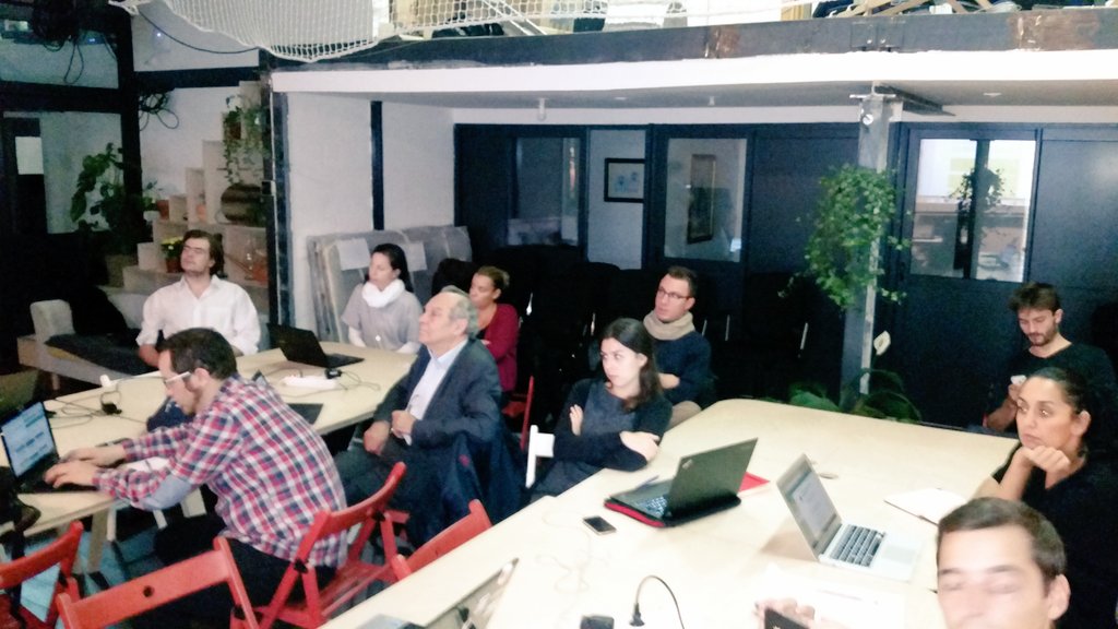 Voxe's tweet photo. And now the citizens also write the climate agreement ! #COP21 #OpenCOP21@democracyOS https://t.co/8SwFYCnUtm