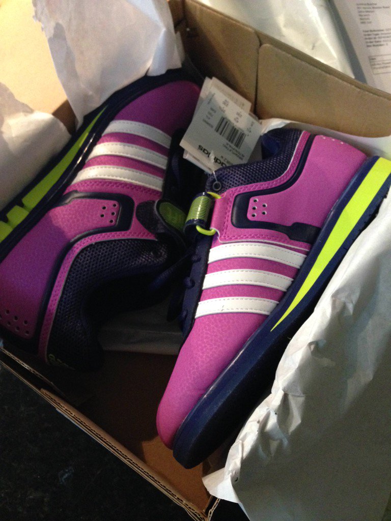 In love with my new lifting shoes 💘🏋