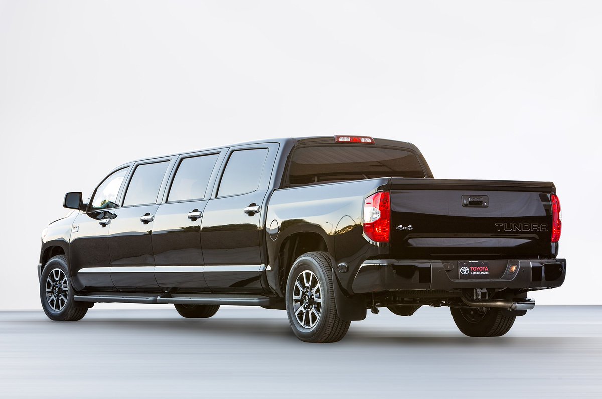 MotorTrend's tweet image. The @Toyota Tundra gets limo-fied for #SEMA2015: oak.ctx.ly/r/3y11c       #Tundrasine @SEMASHOW