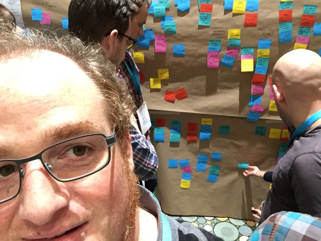 GLWdesign's tweet photo. So many post its! #UI20 https://t.co/glWvO3wzr3