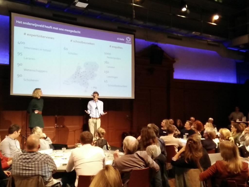 JorritVerv's tweet photo. Debat in De Balie van @nationale_dt is van start. Discussiëren over de oplossingen van de #NDT15 https://t.co/bwKVtG2o8q