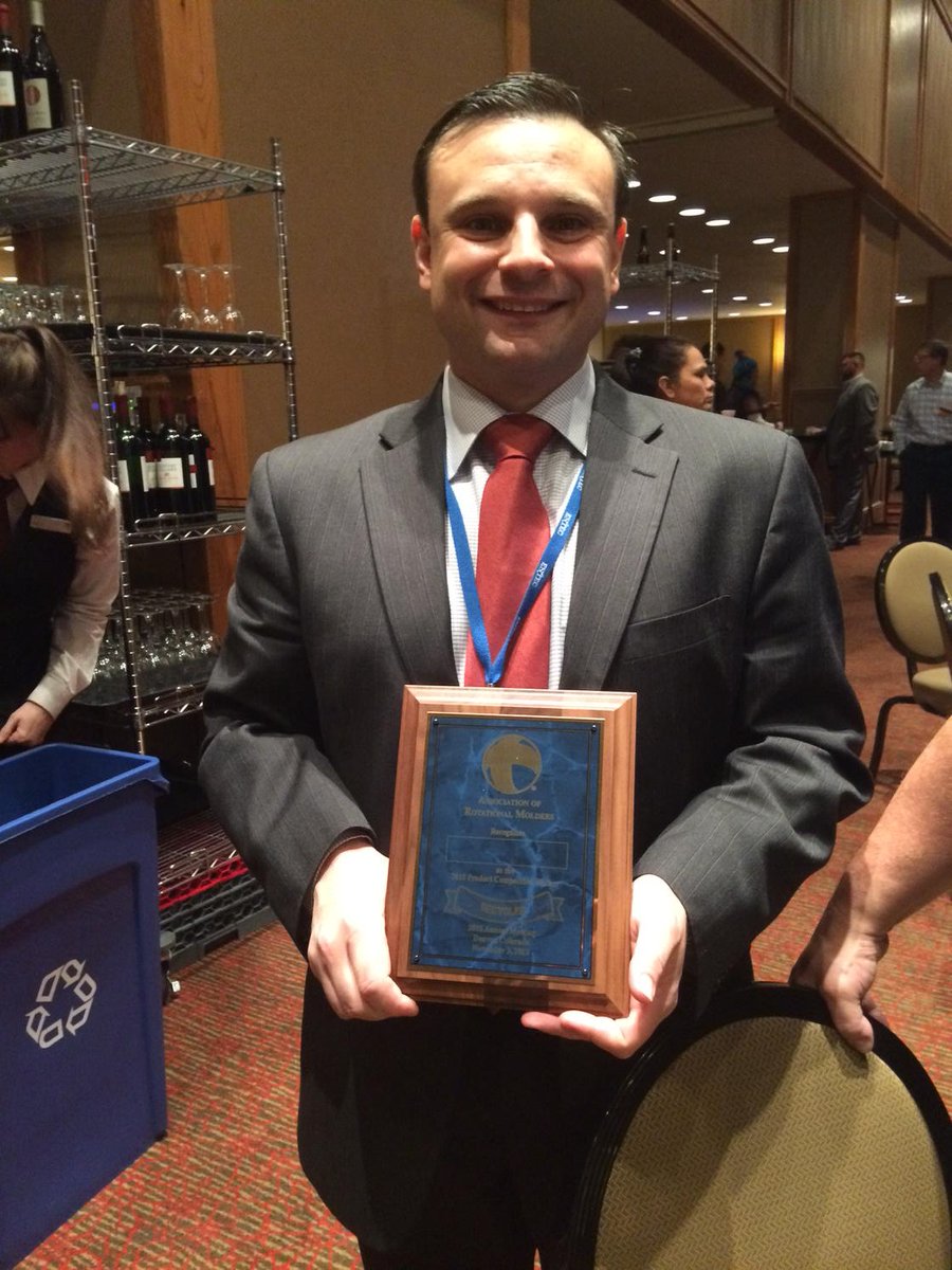 AvantechTools's tweet photo. @rotomoldingARM rock star Steve Zamprelli of #FormedPlastics with Product Competition award. #rotomolding https://t.co/S2NINpUPVW